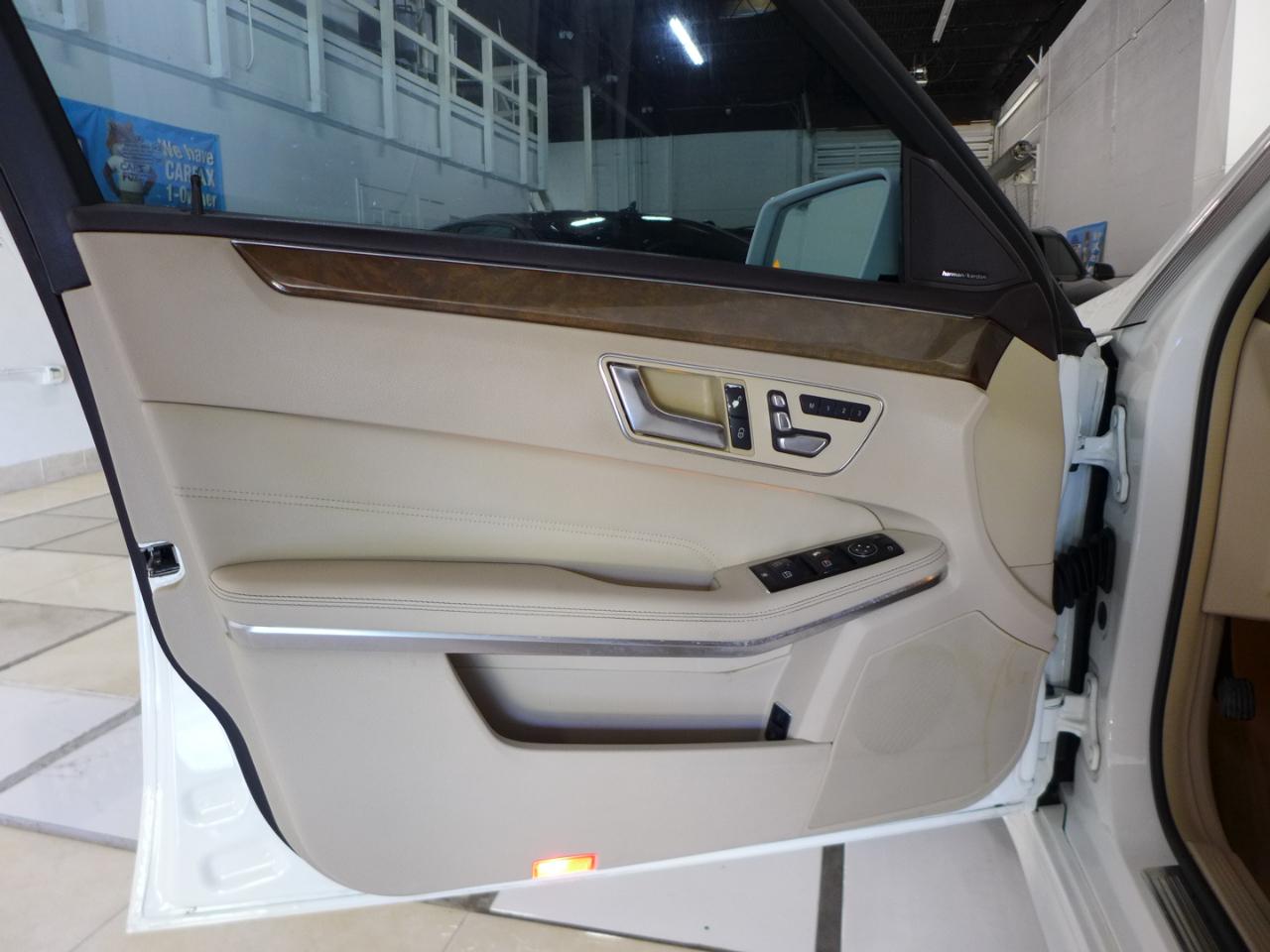 Mercedes-Benz E-Class E350 Luxury Sedan 2014