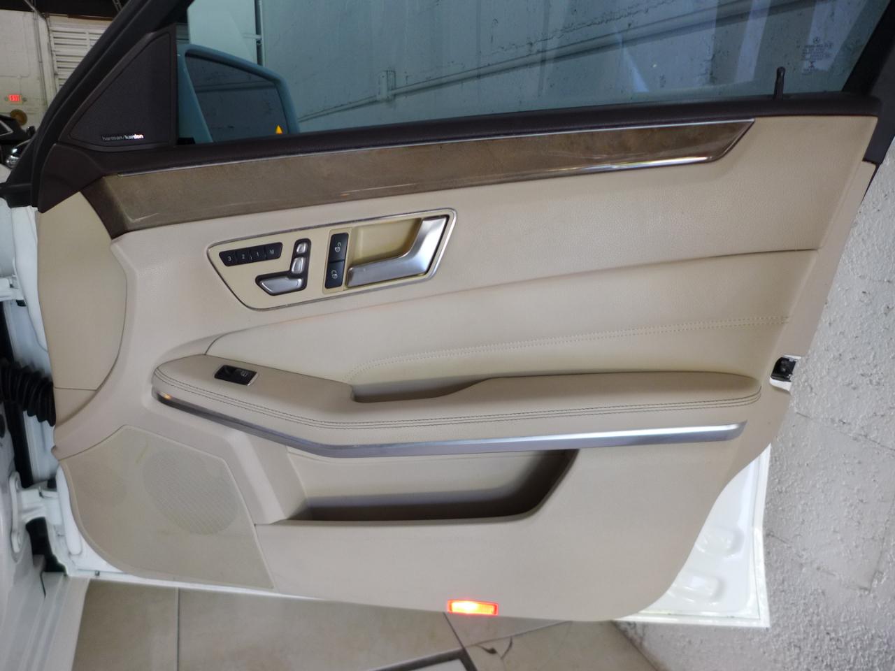 Mercedes-Benz E-Class E350 Luxury Sedan 2014