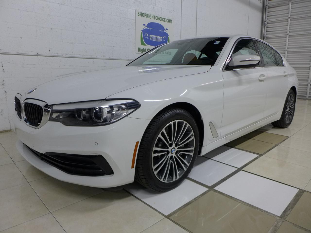 BMW 5-Series 530i 2019