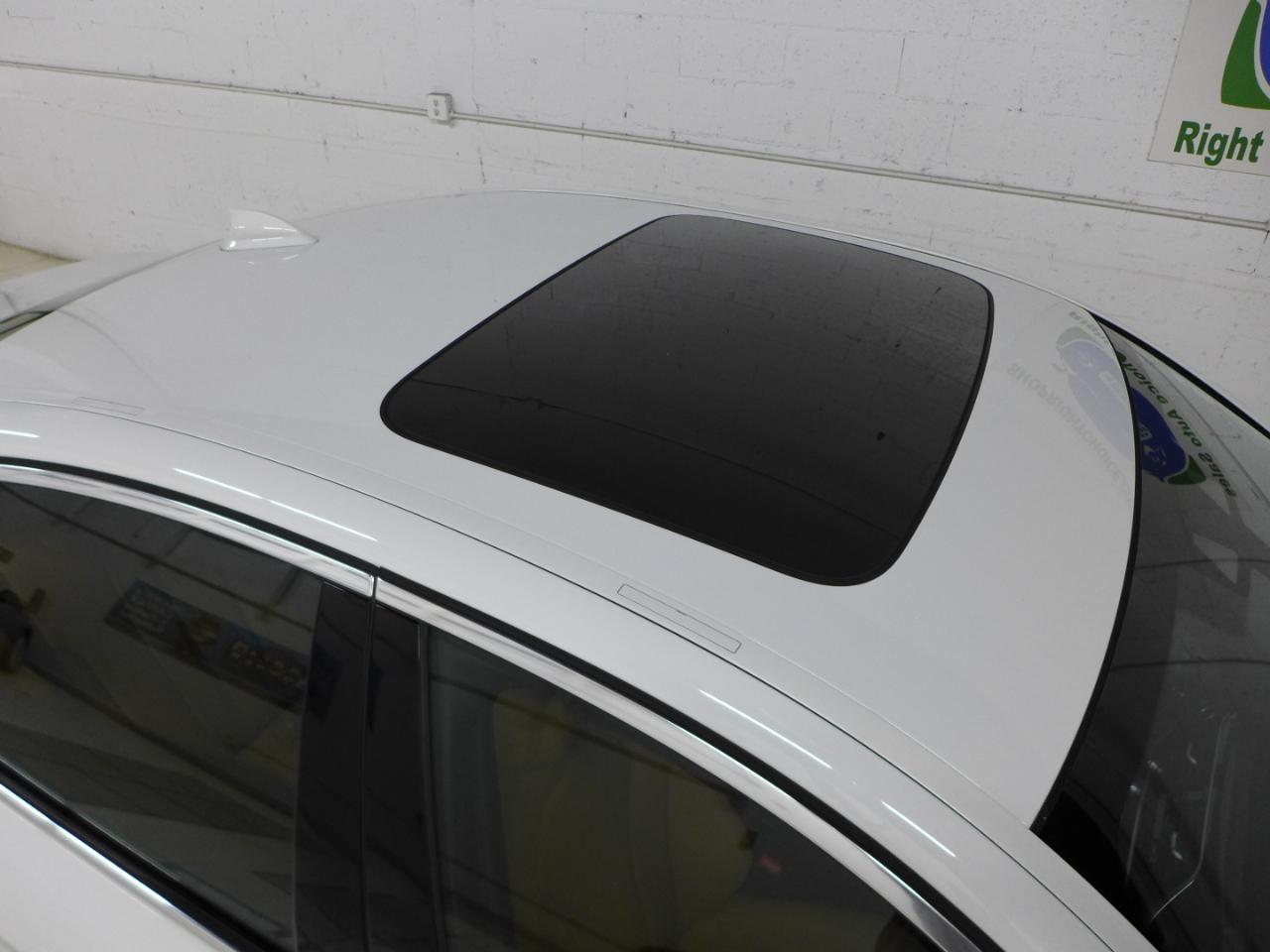 BMW 5-Series 530i 2019