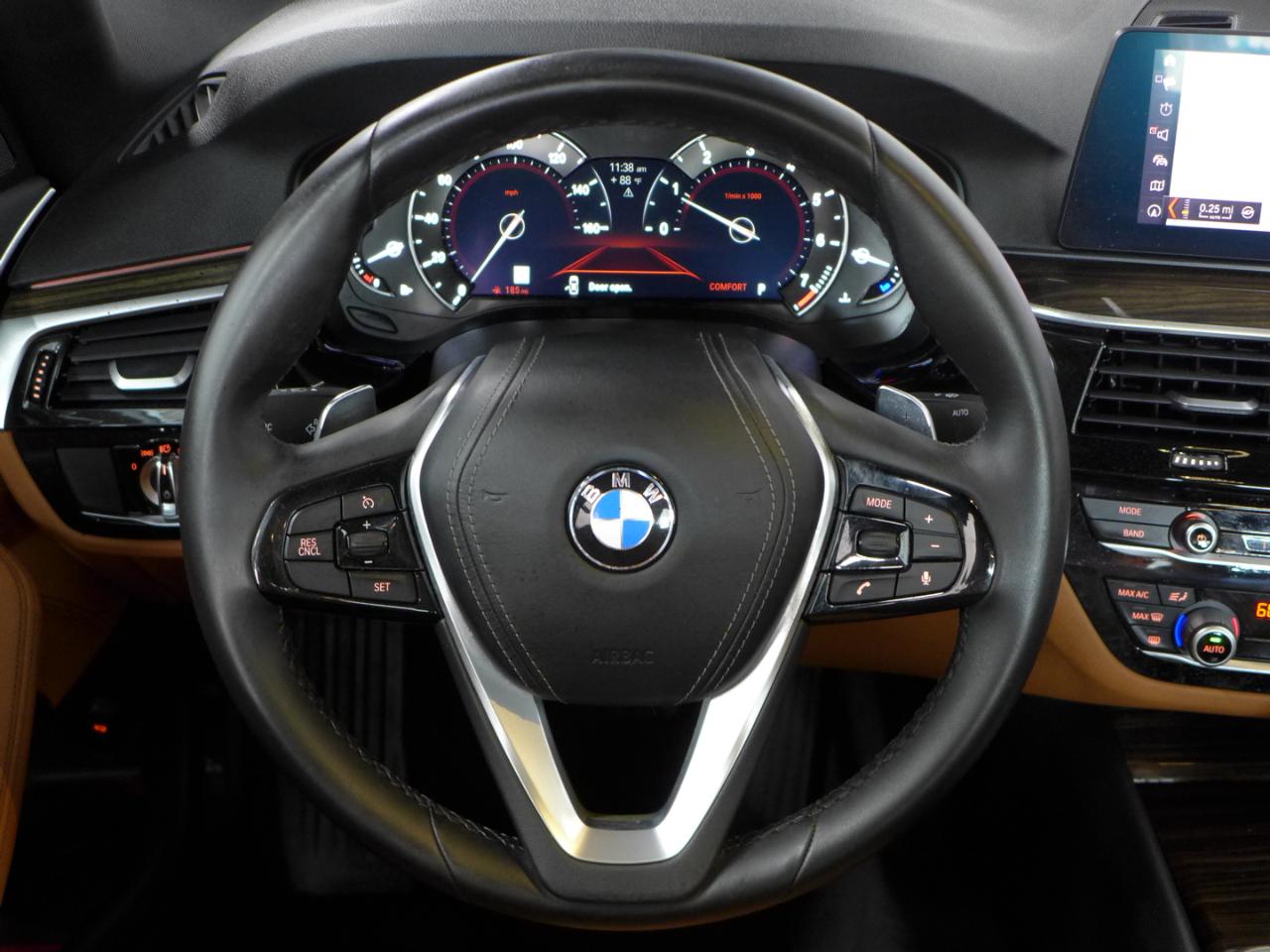 BMW 5-Series 530i 2019