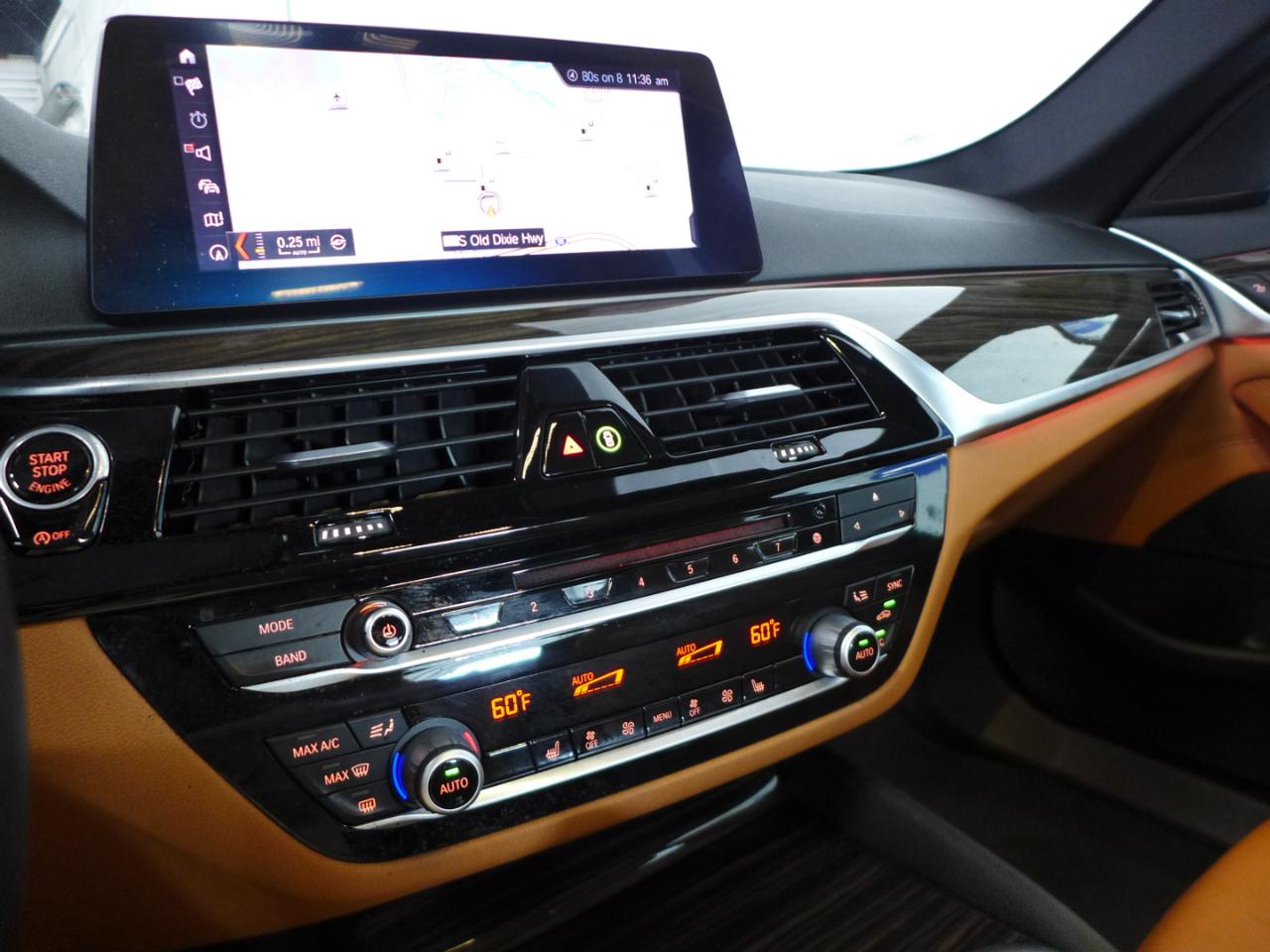 BMW 5-Series 530i 2019