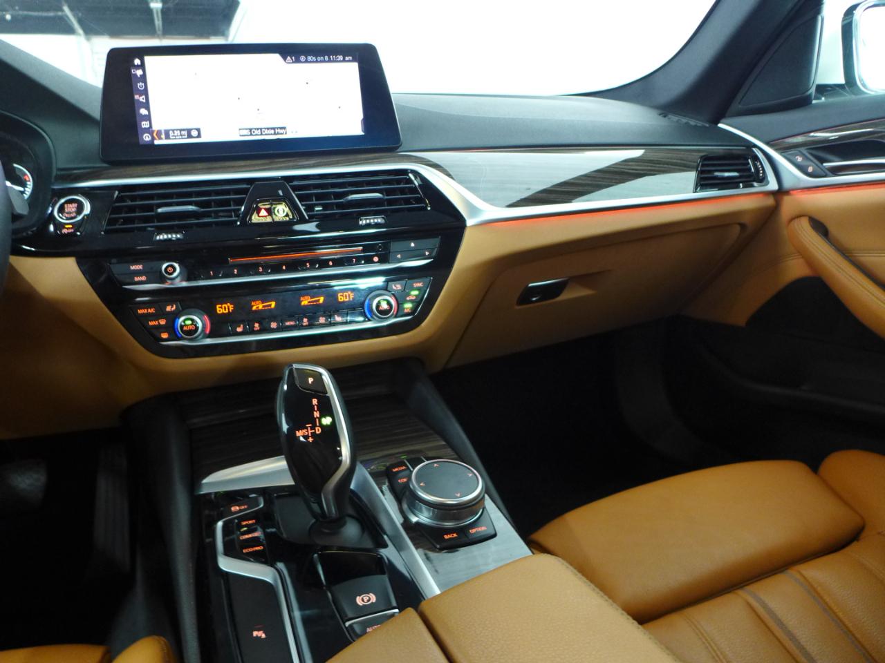 BMW 5-Series 530i 2019