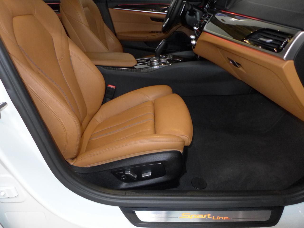 BMW 5-Series 530i 2019