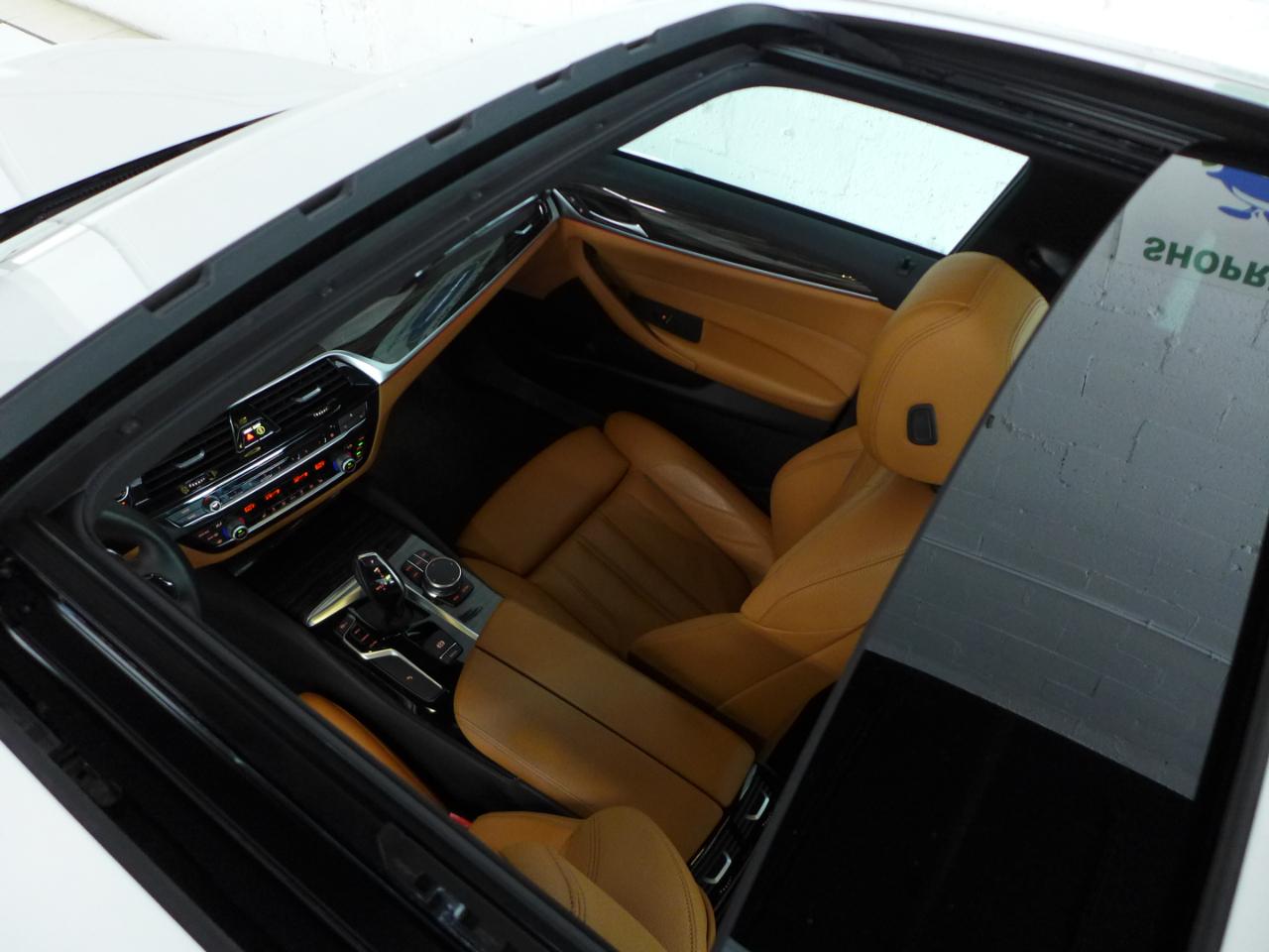 BMW 5-Series 530i 2019