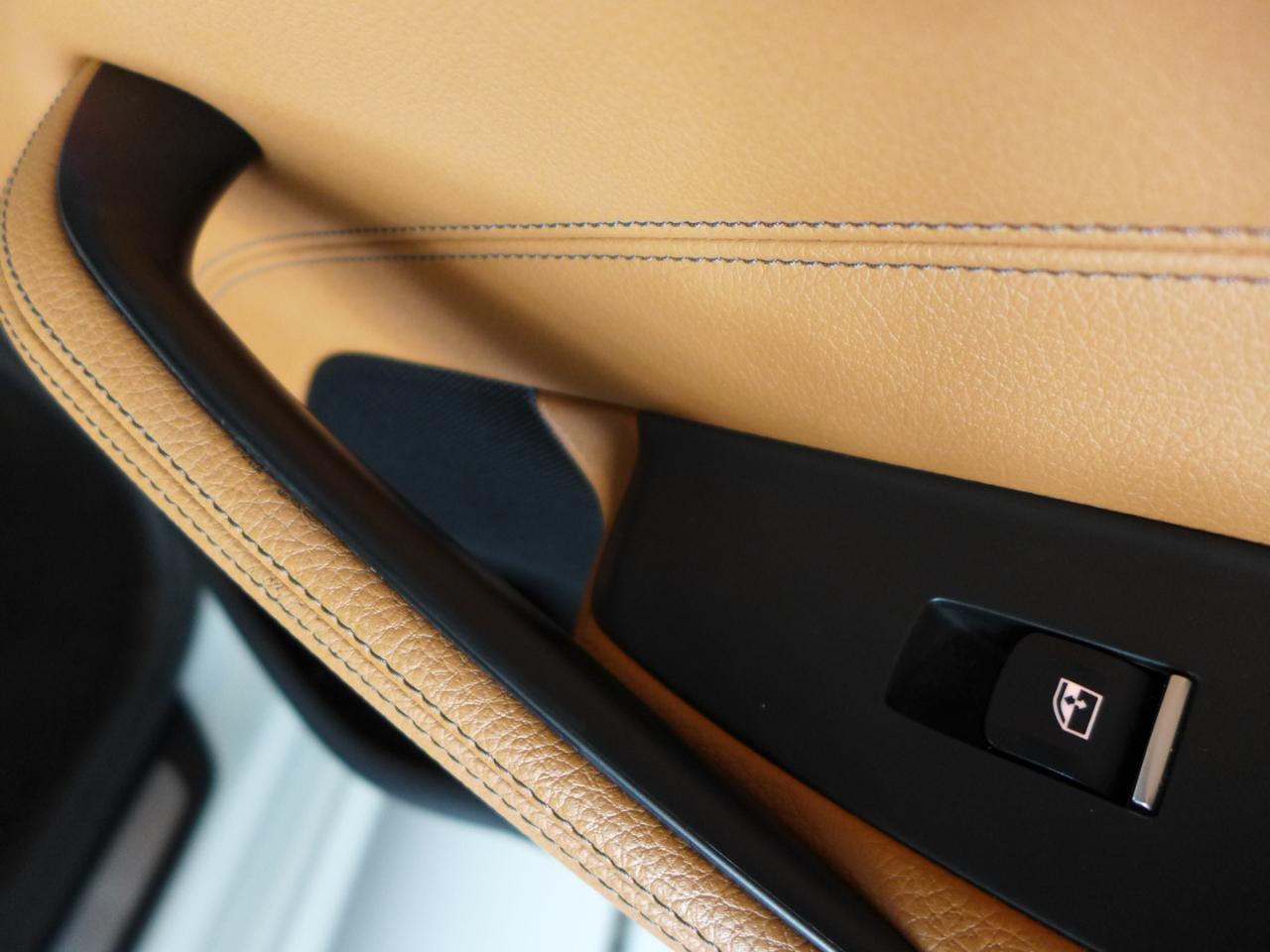 BMW 5-Series 530i 2019
