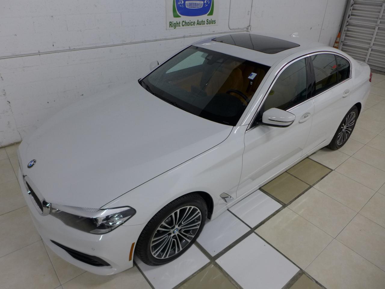 BMW 5-Series 530i 2019