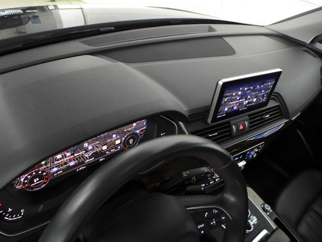 Audi Q5 2.0T Premium Plus quattro 2020