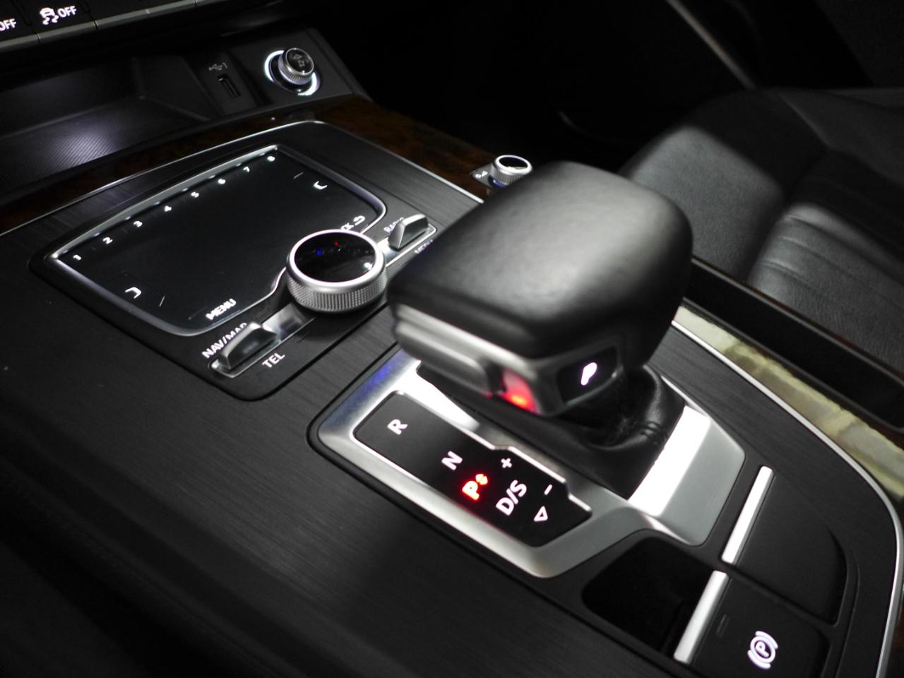 Audi Q5 2.0T Premium Plus quattro 2020