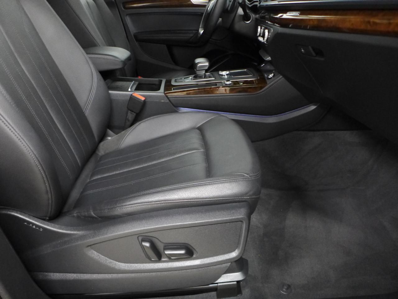 Audi Q5 2.0T Premium Plus quattro 2020