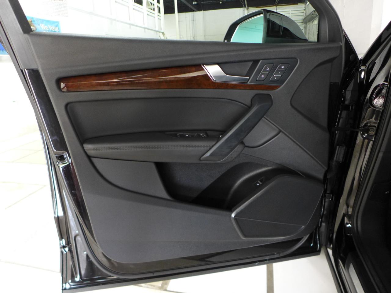 Audi Q5 2.0T Premium Plus quattro 2020