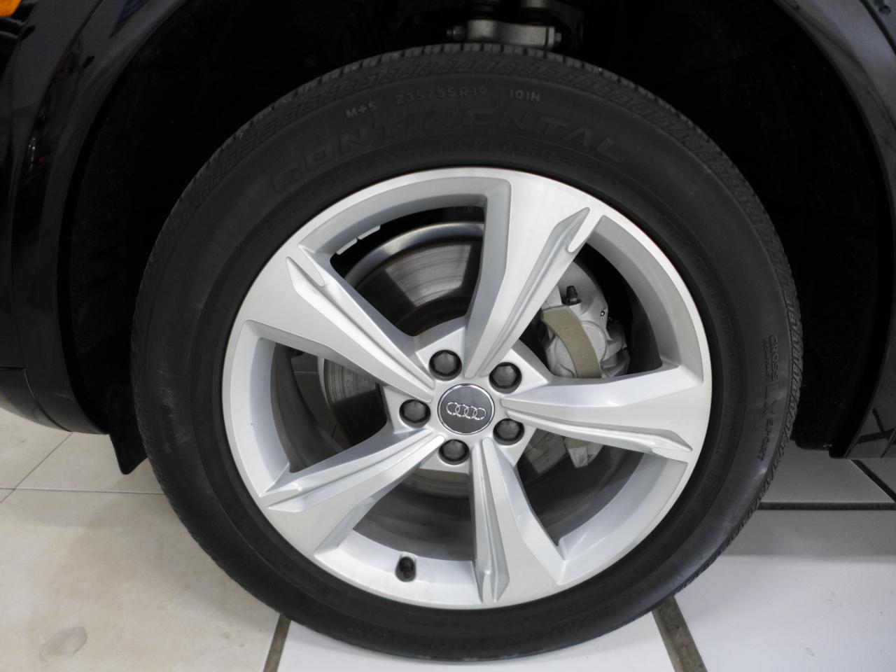 Audi Q5 2.0T Premium Plus quattro 2020