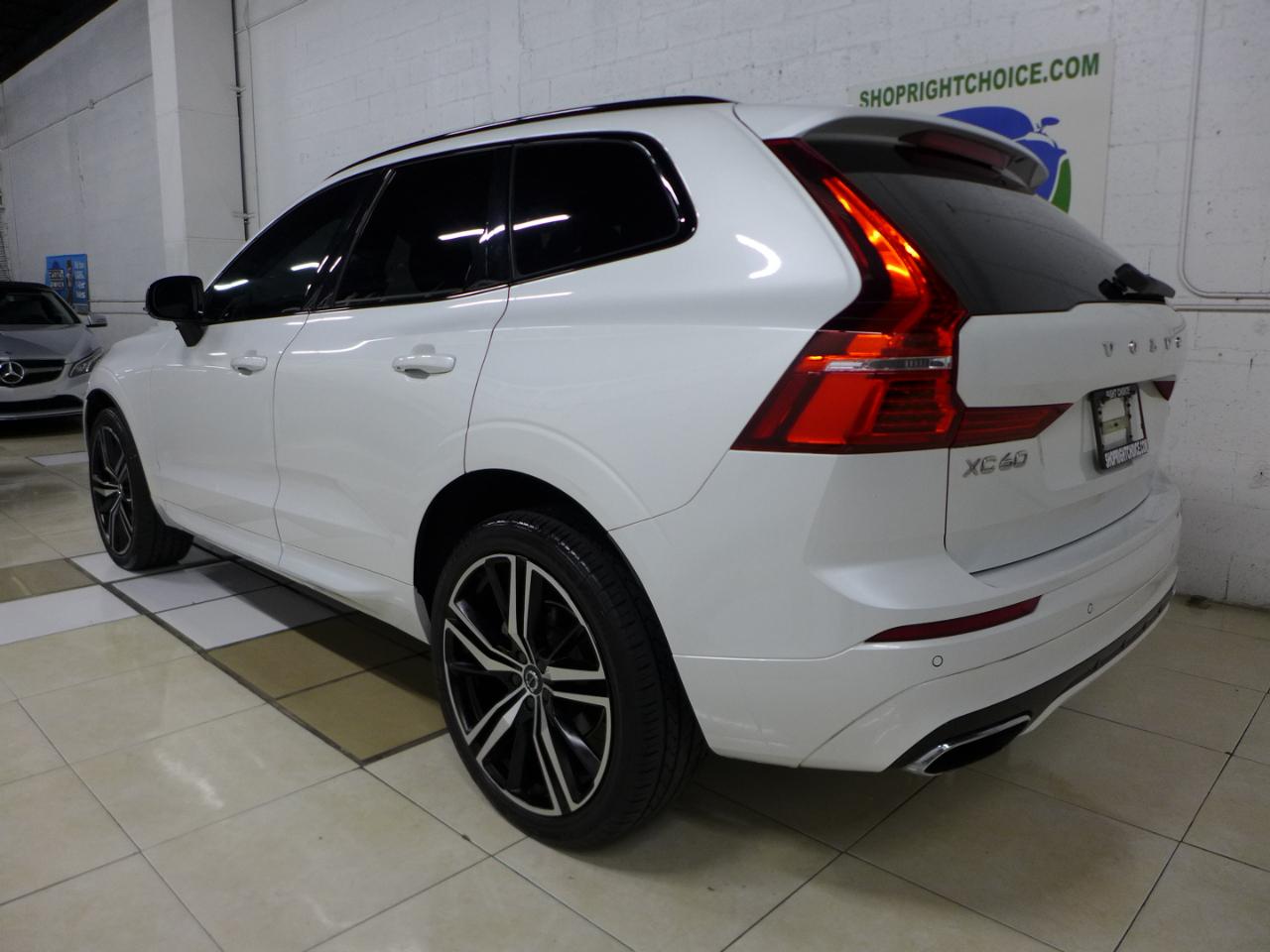 Volvo XC60 T5 R-Design 2021