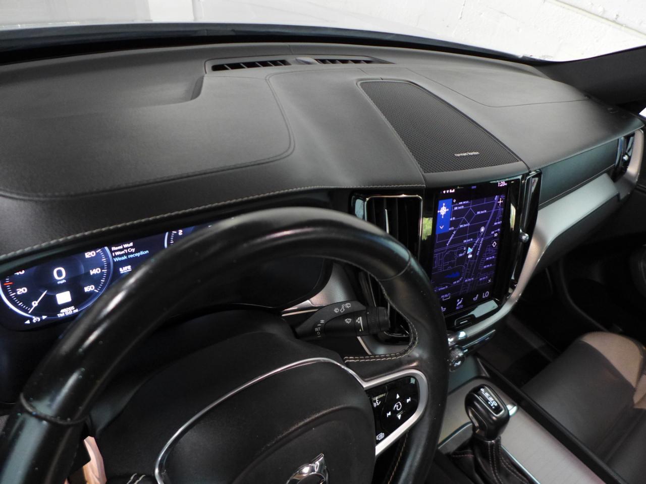 Volvo XC60 T5 R-Design 2021