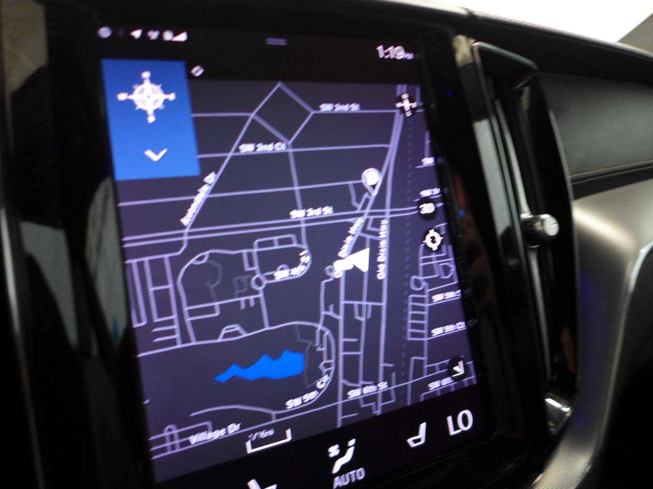 Volvo XC60 T5 R-Design 2021