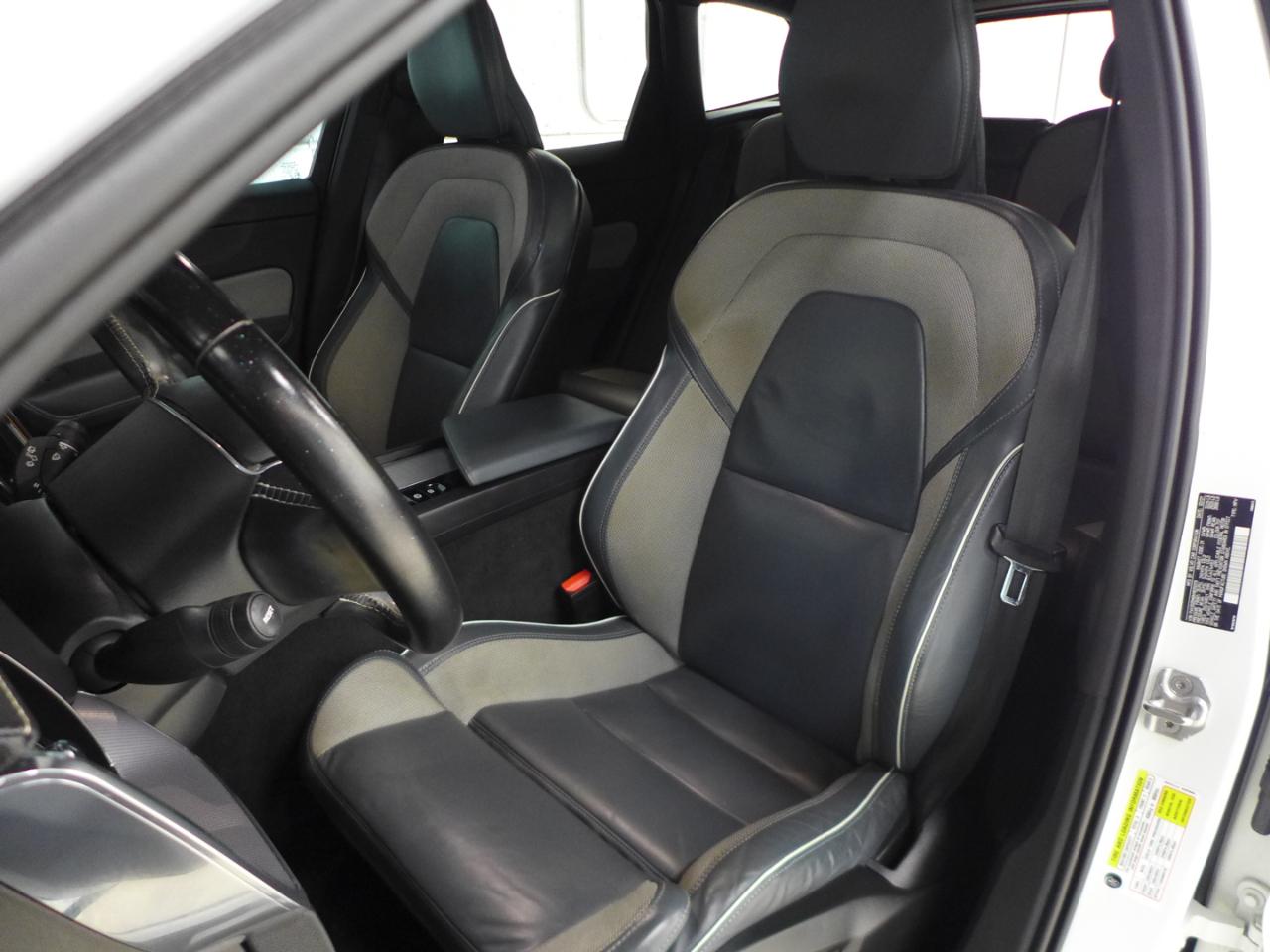 Volvo XC60 T5 R-Design 2021