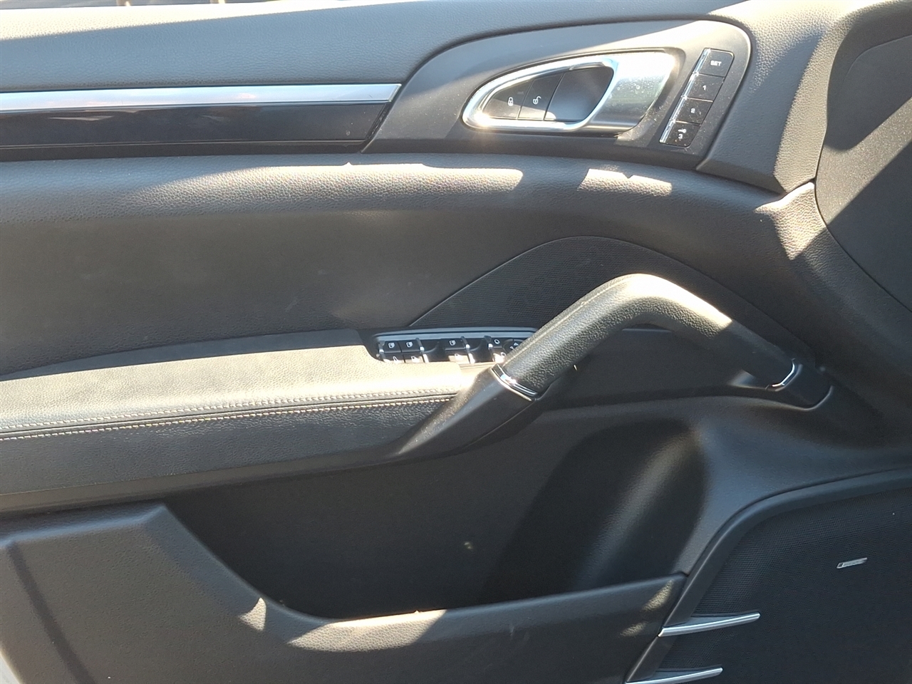 Porsche Cayenne  2014 Porsche Cayenne  2014