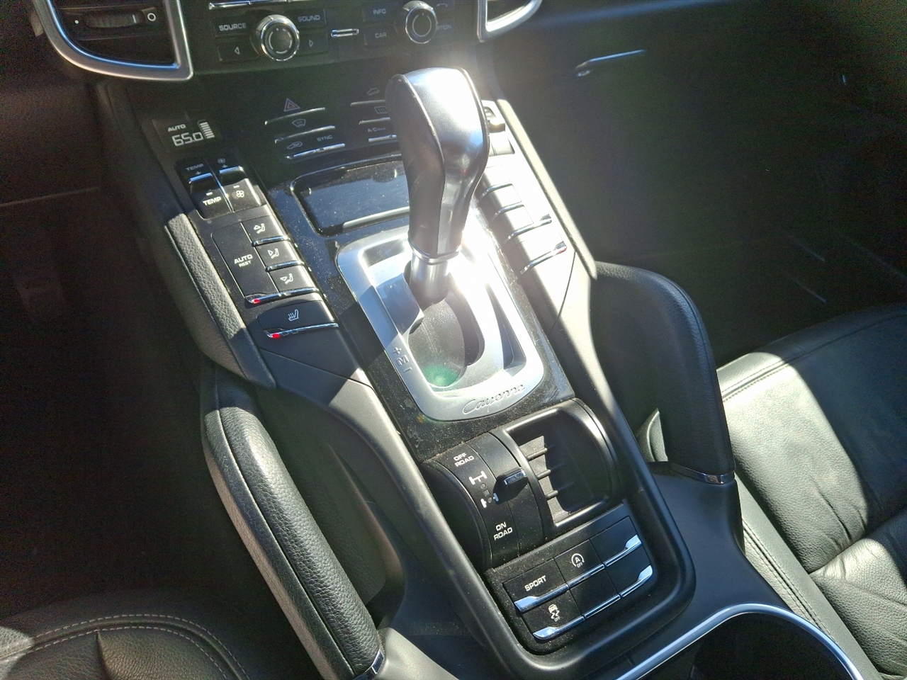 Porsche Cayenne  2014 Porsche Cayenne  2014