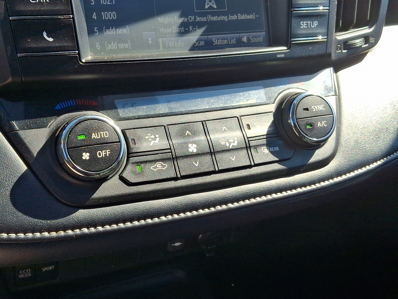 Toyota RAV4  2018 Toyota RAV4  2018