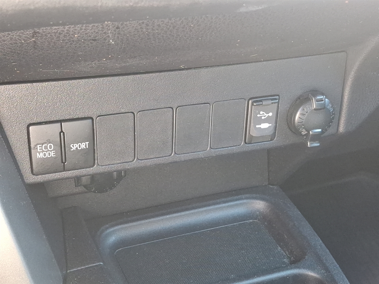 Toyota RAV4  2018 Toyota RAV4  2018