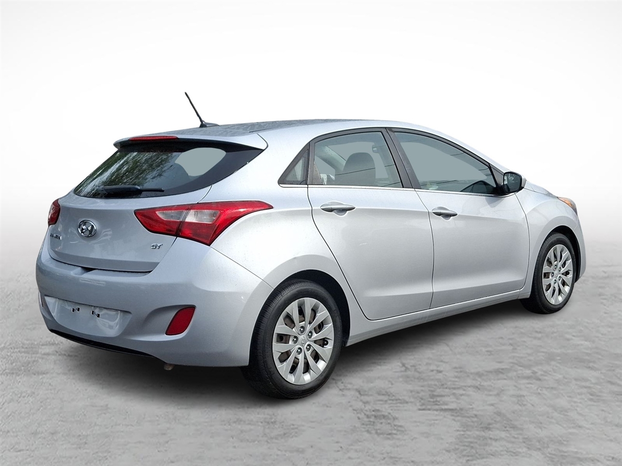 Hyundai Elantra GT  2017 Hyundai Elantra GT  2017