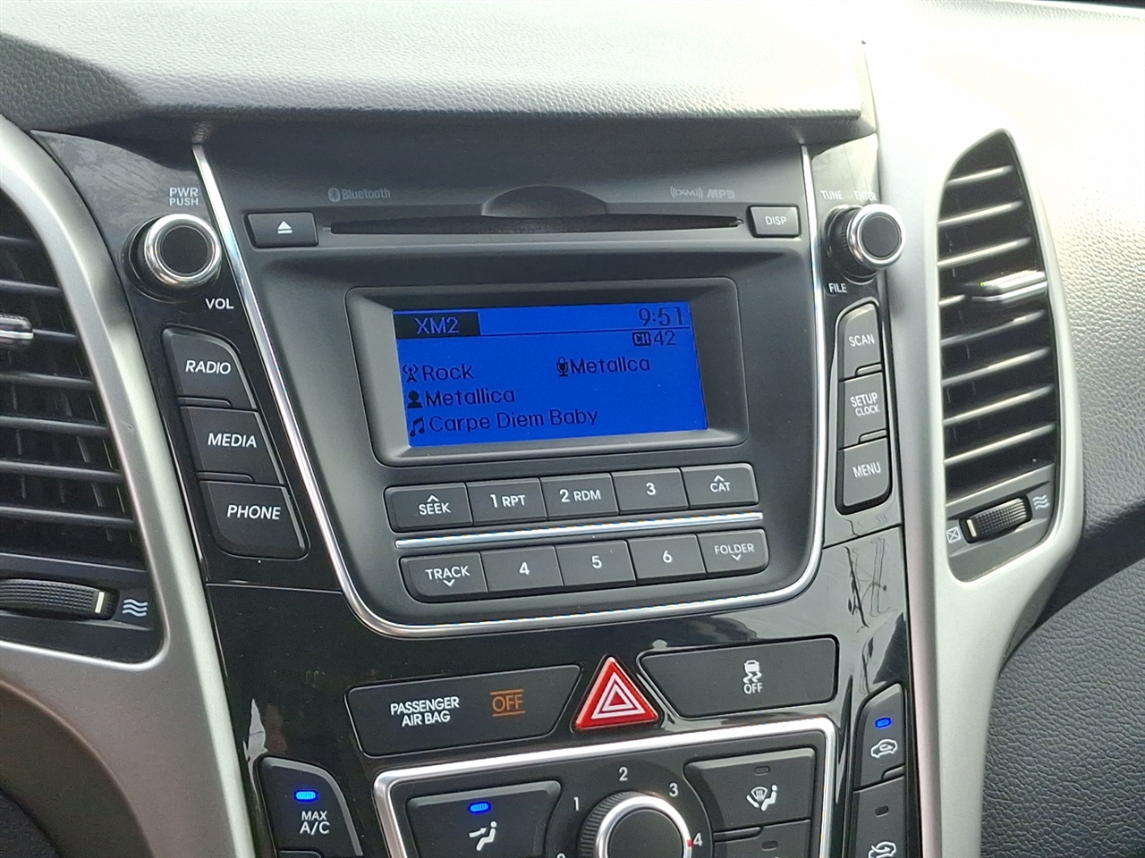 Hyundai Elantra GT  2017 Hyundai Elantra GT  2017