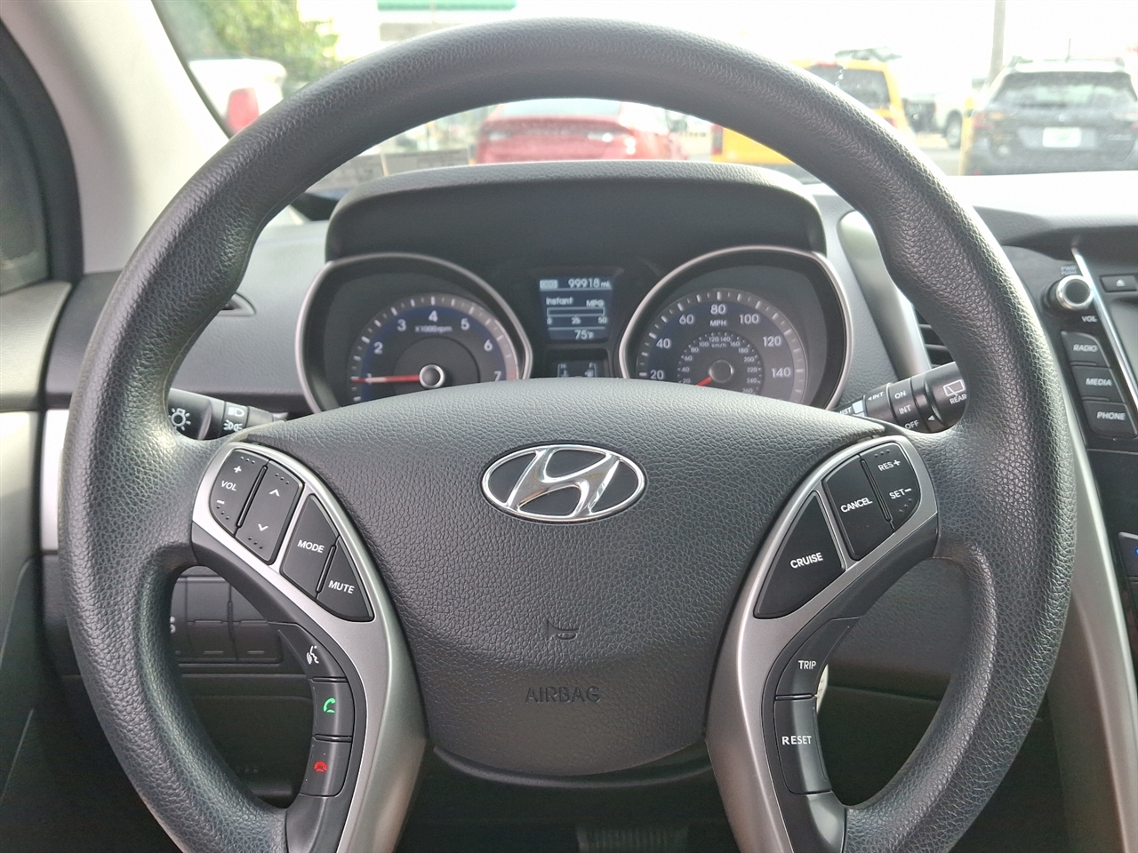 Hyundai Elantra GT  2017 Hyundai Elantra GT  2017