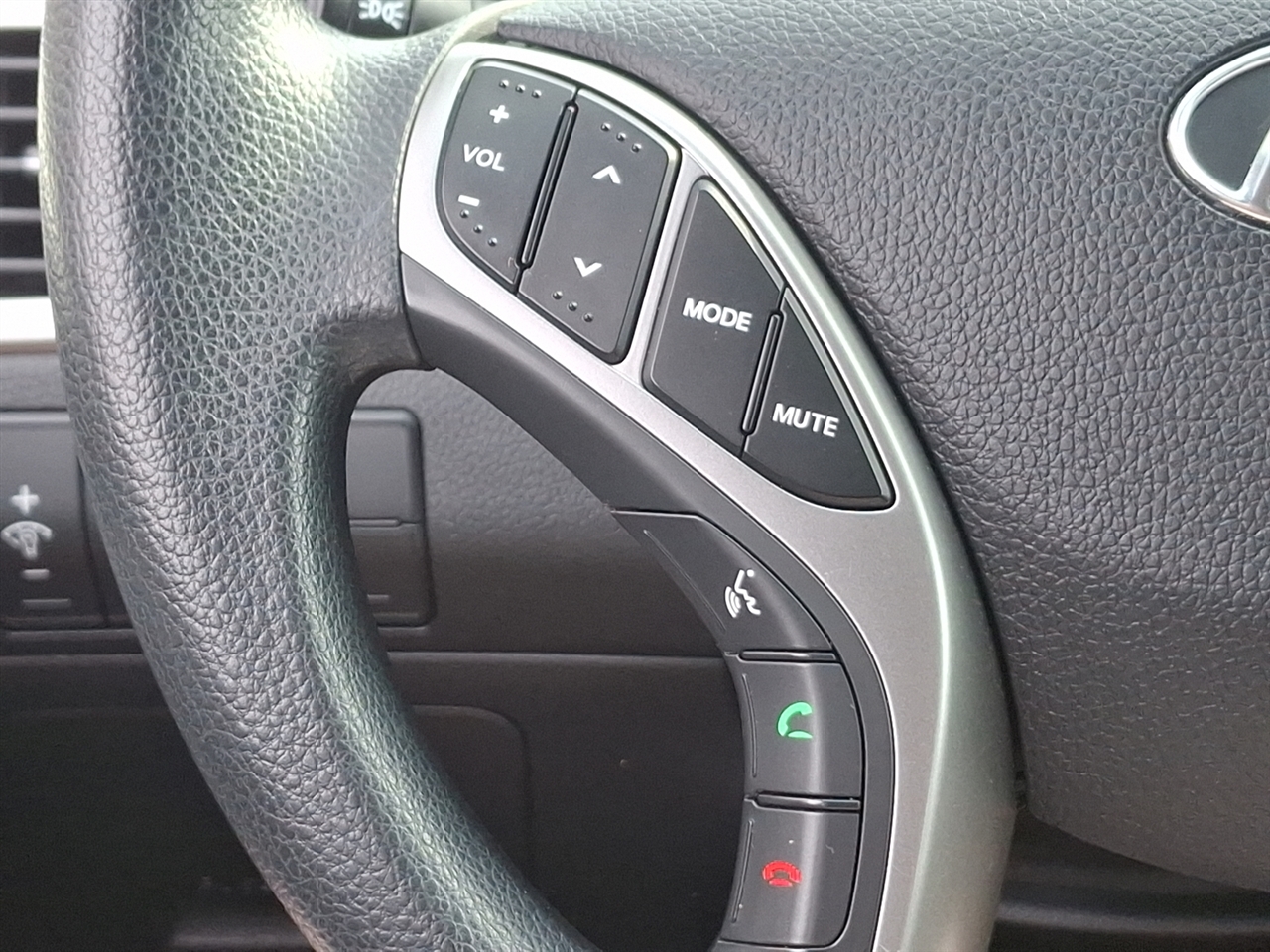 Hyundai Elantra GT  2017 Hyundai Elantra GT  2017