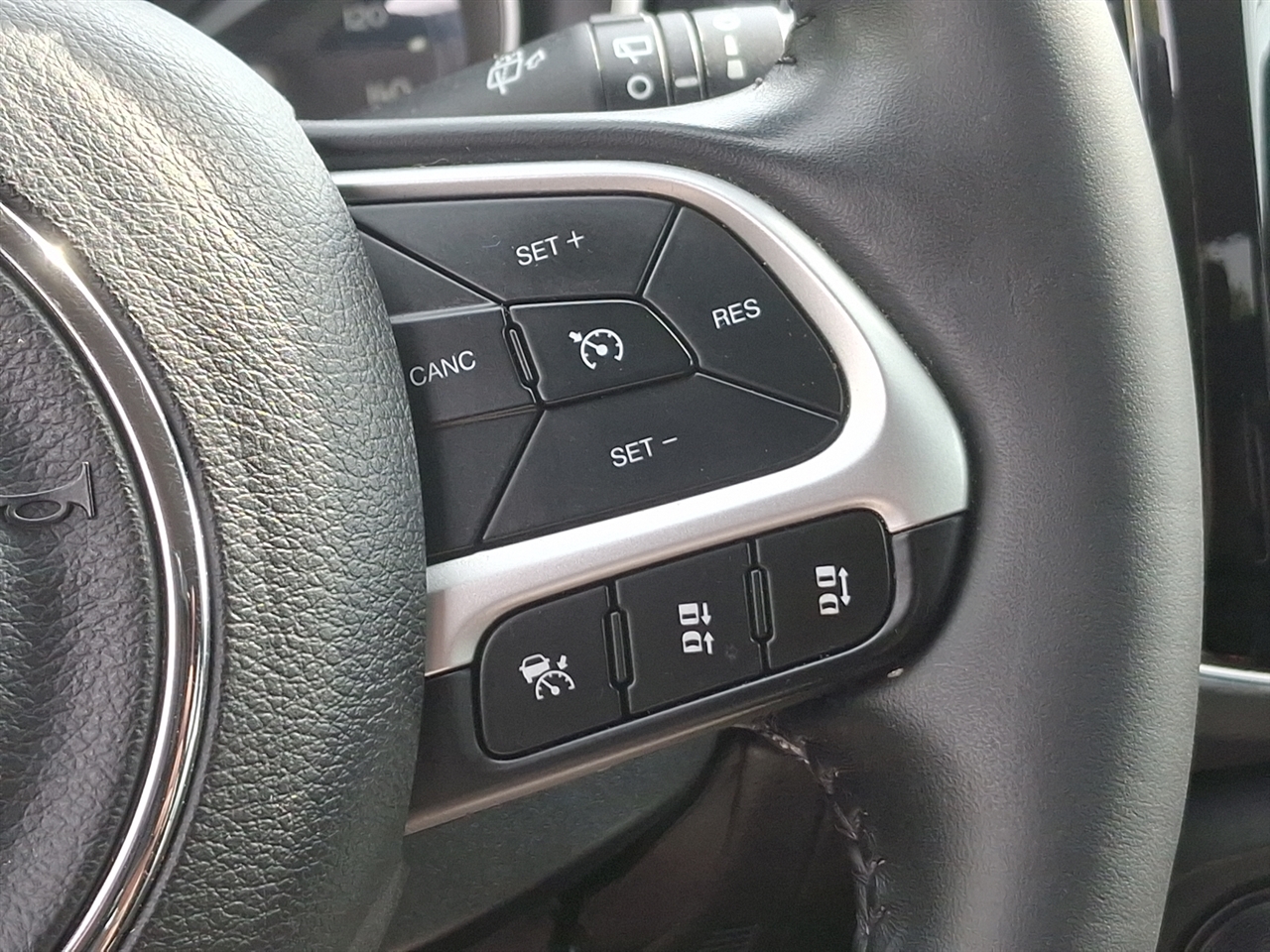 2021 Jeep Compass Altitude photo 19