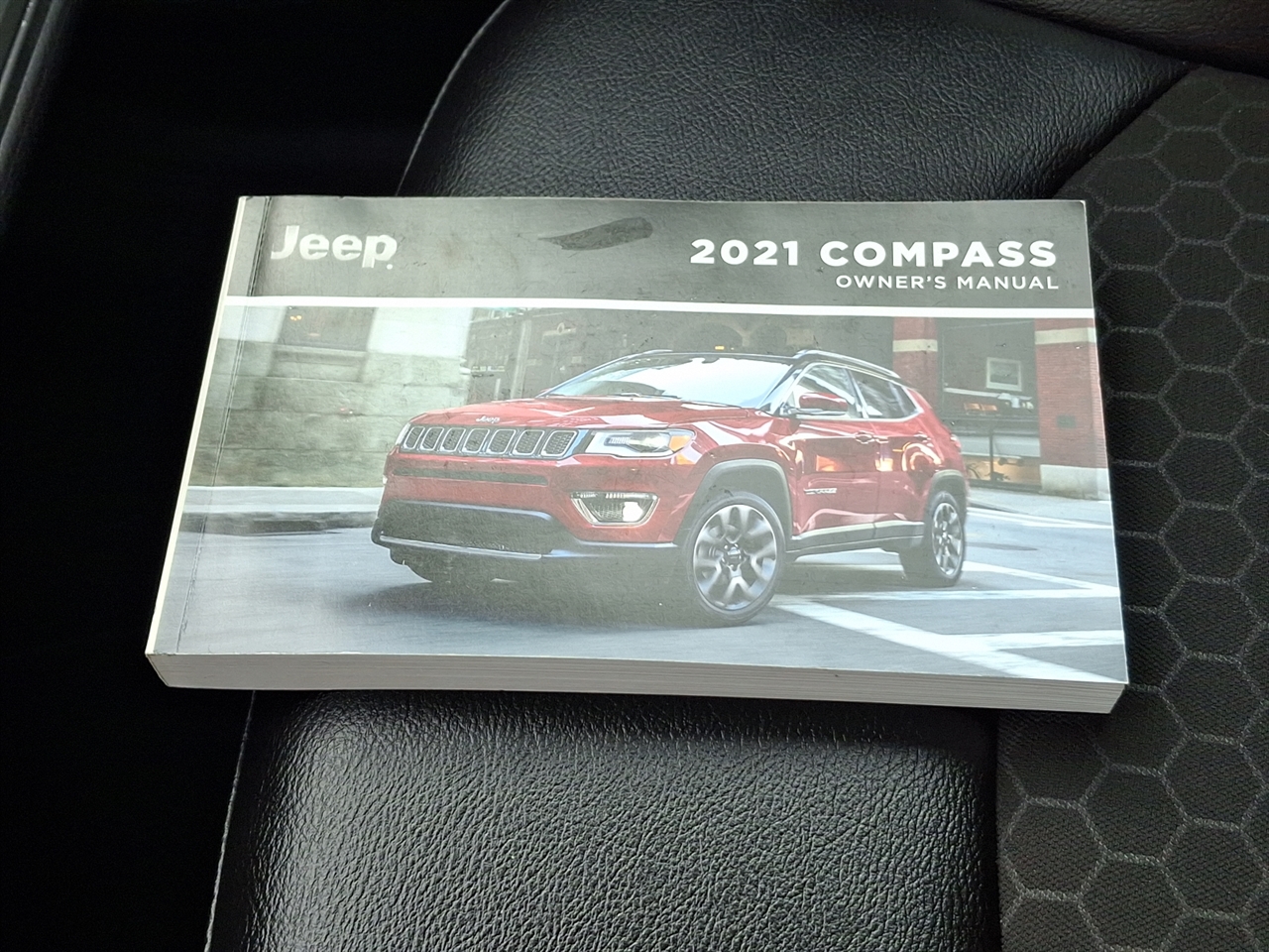 2021 Jeep Compass Altitude photo 22