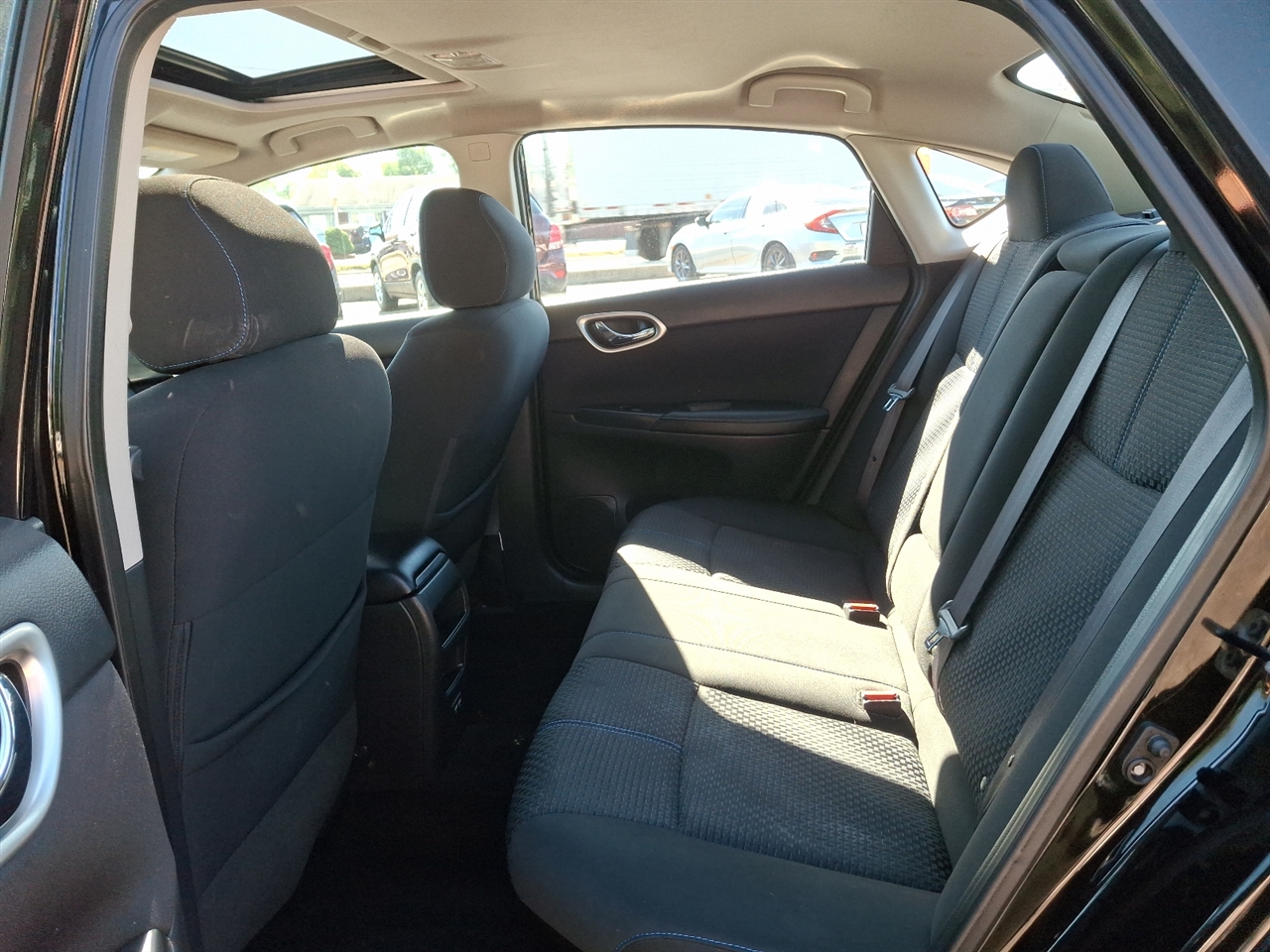 Nissan Sentra  2018 Nissan Sentra  2018