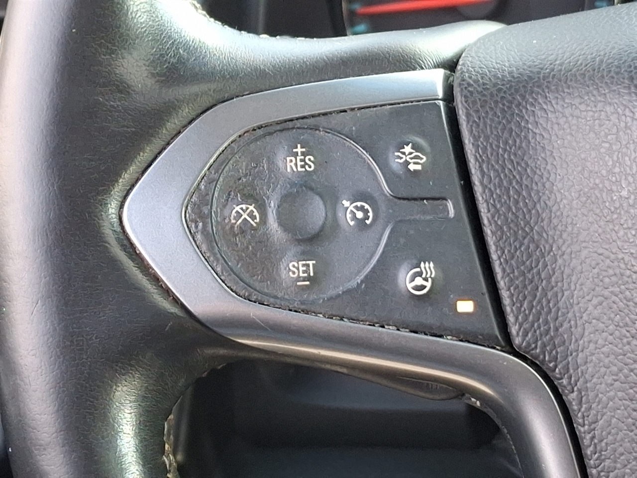 Chevrolet Tahoe  2015