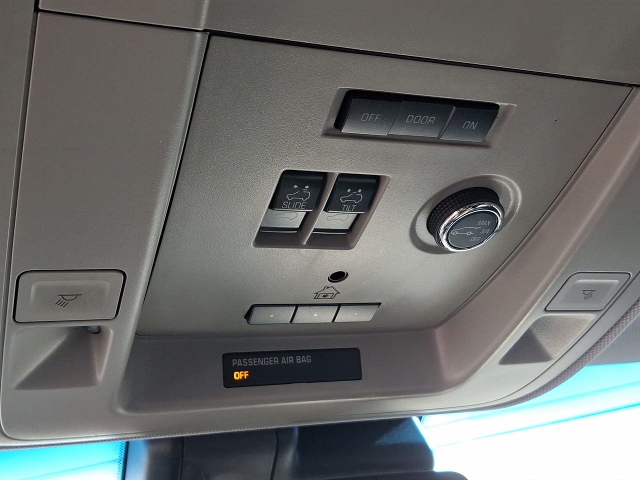 Chevrolet Tahoe  2015