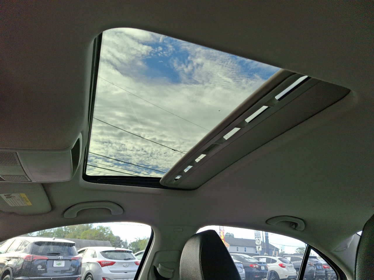 Volkswagen Jetta Sedan  2012 Volkswagen Jetta Sedan  2012