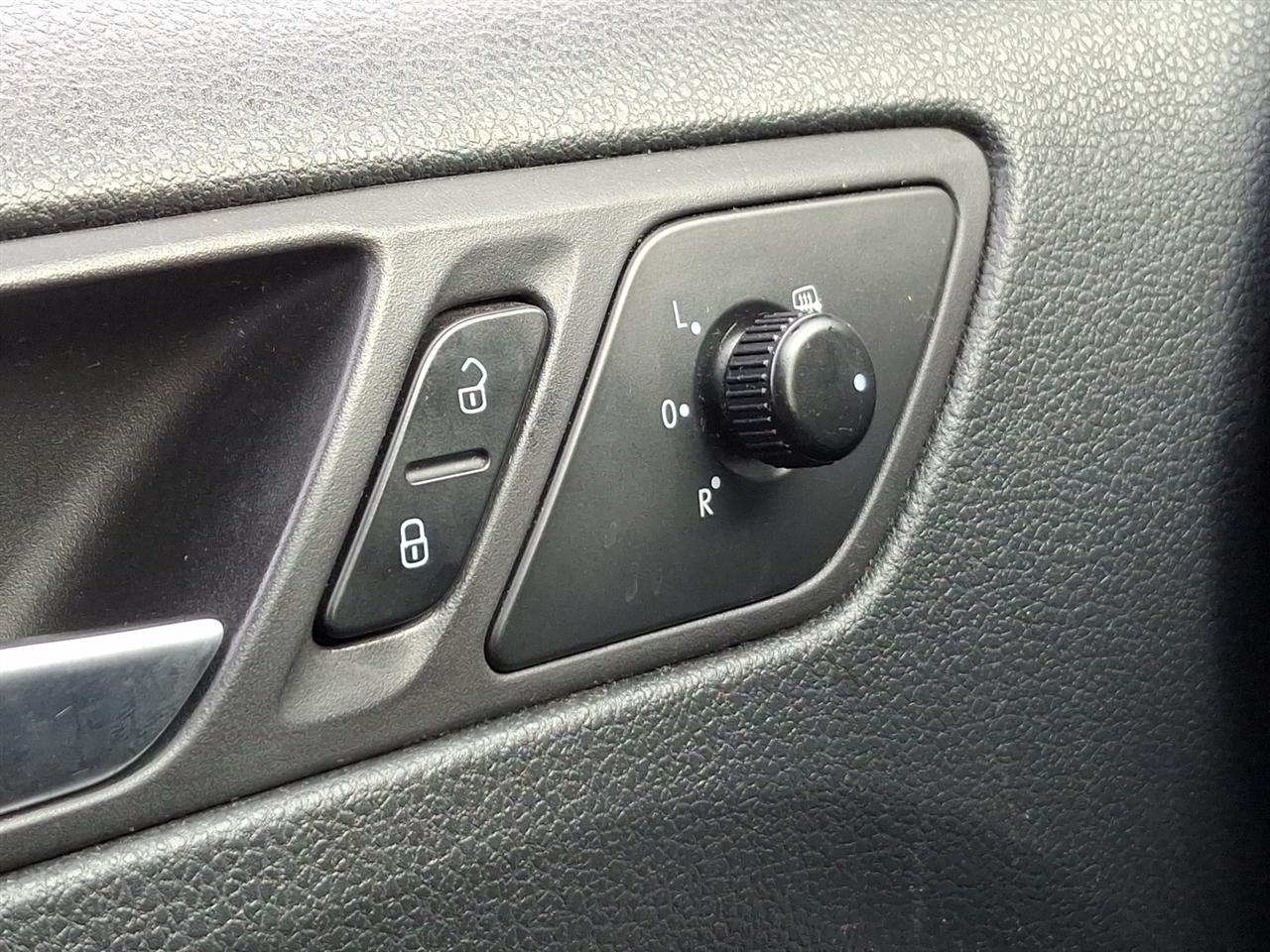 Volkswagen Jetta Sedan  2012 Volkswagen Jetta Sedan  2012