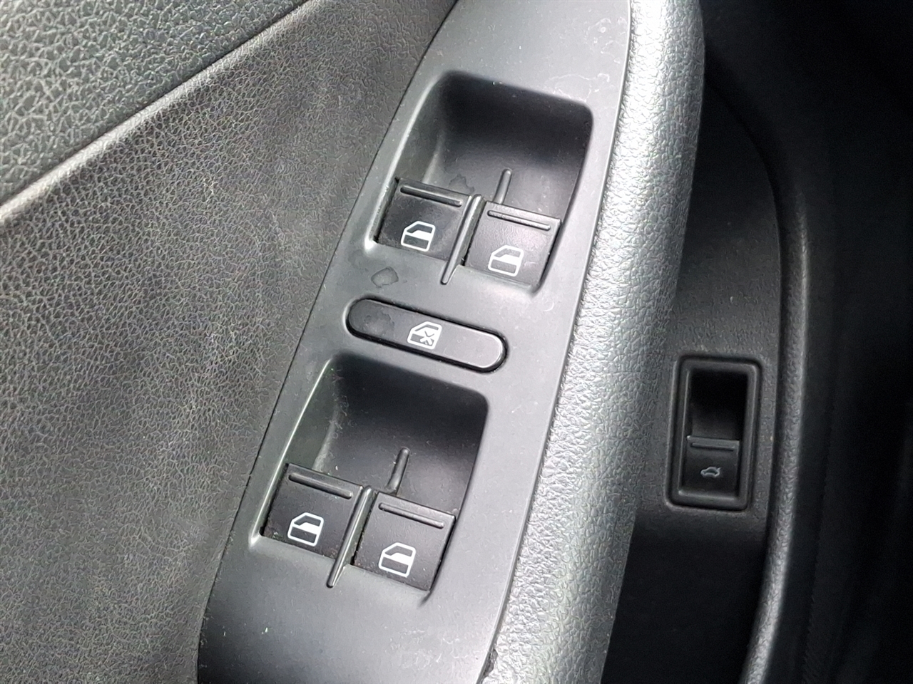 Volkswagen Jetta Sedan  2012 Volkswagen Jetta Sedan  2012