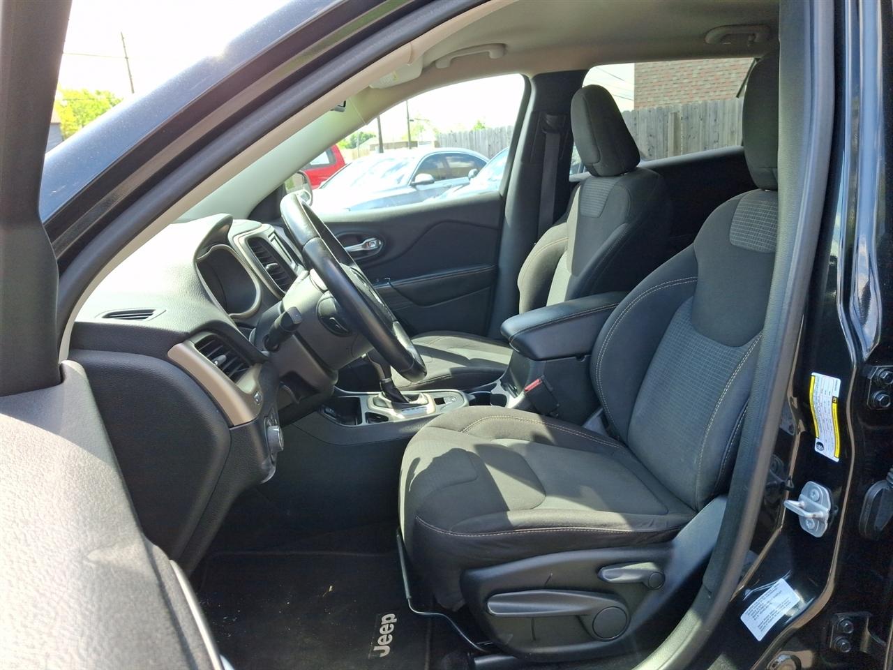 Jeep Cherokee  2016