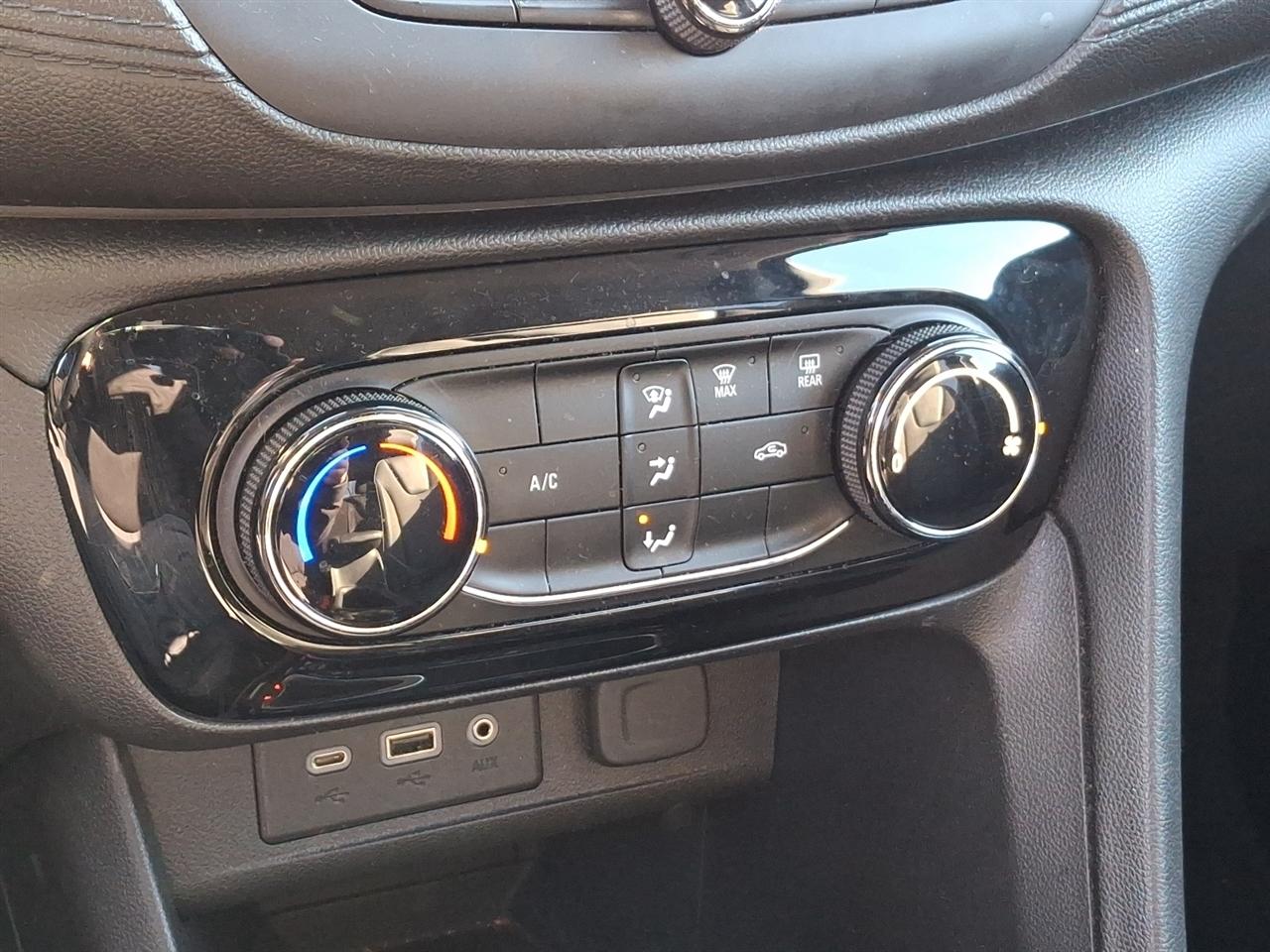 Buick Encore GX  2021