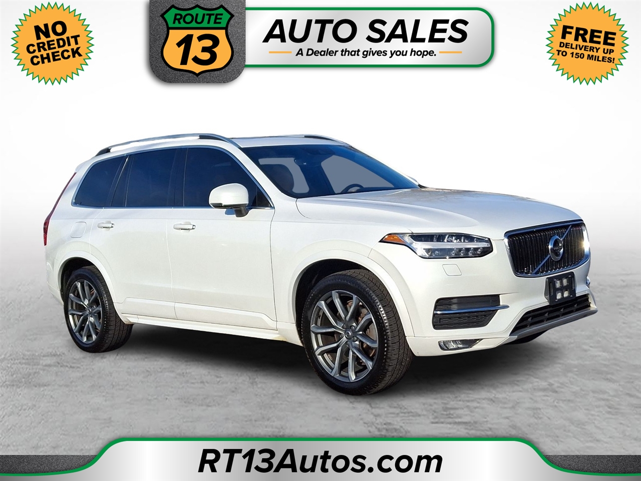 2017 Volvo XC90 Momentum's photo
