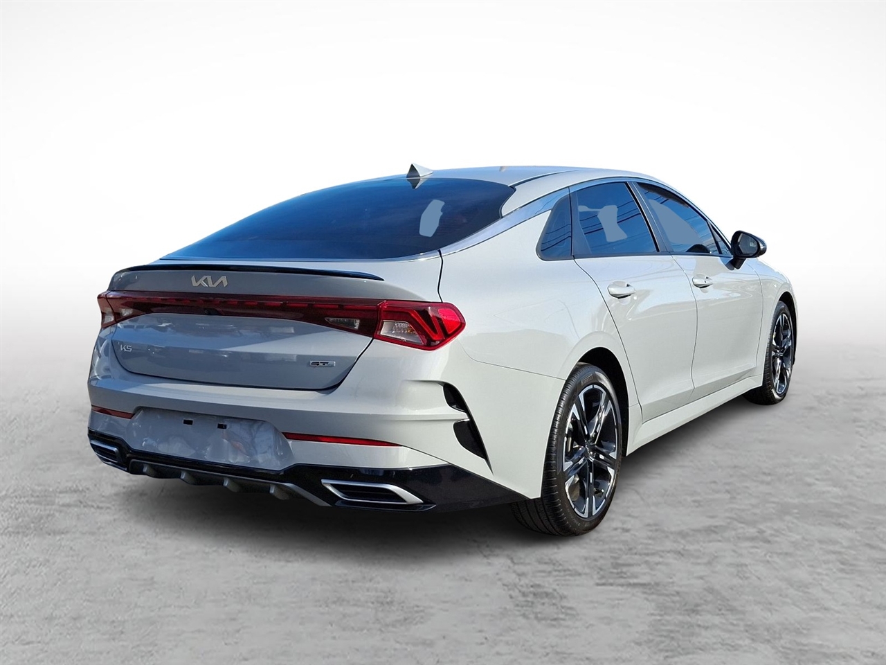 Kia K5  2023