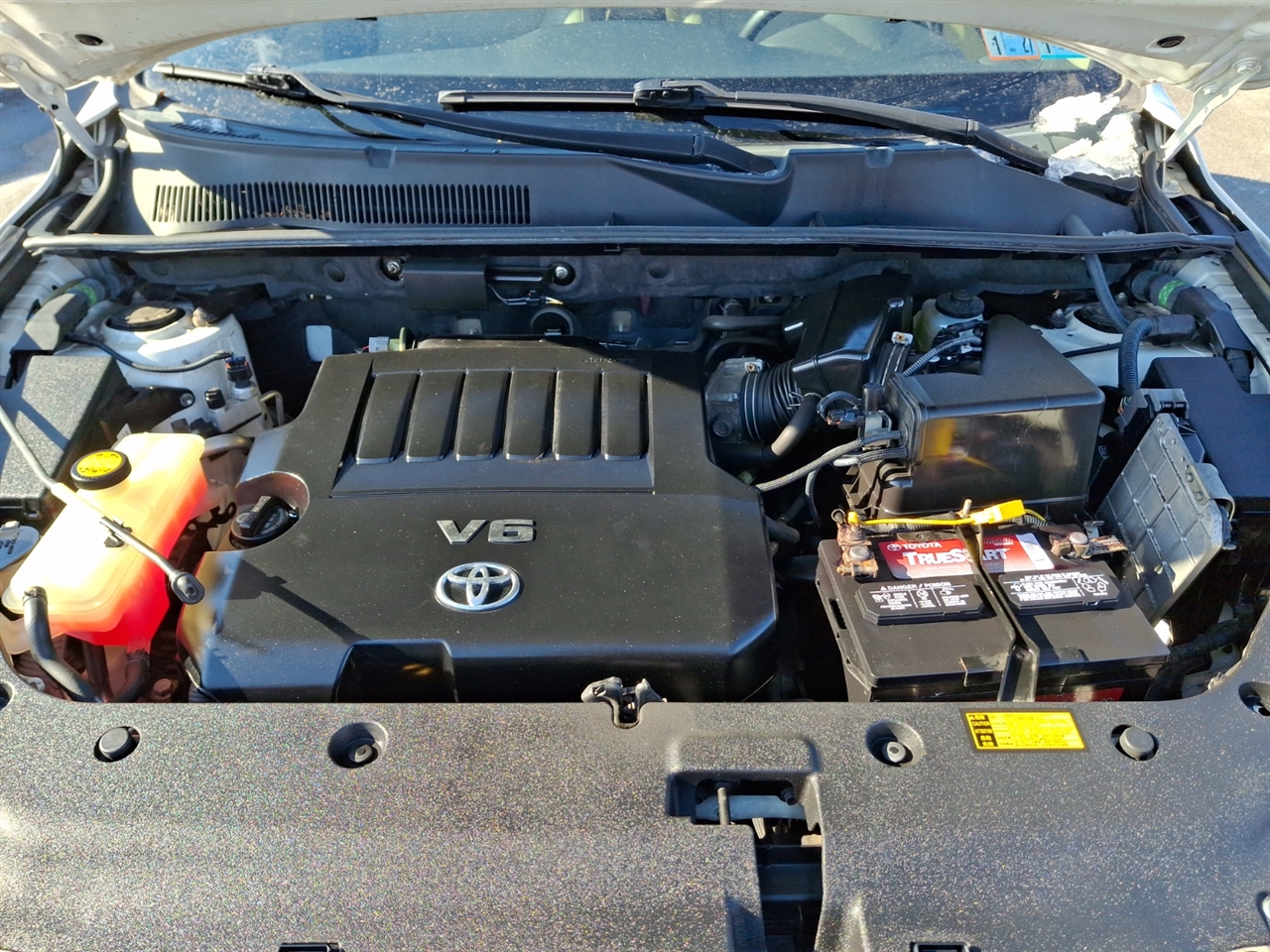 Toyota RAV4  2011