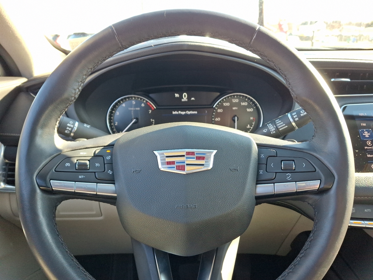 Cadillac XT4  2023