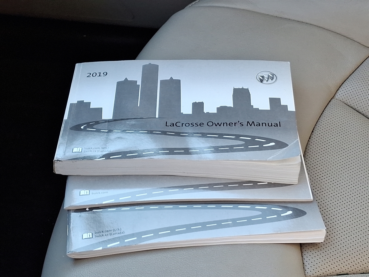 Buick LaCrosse  2019