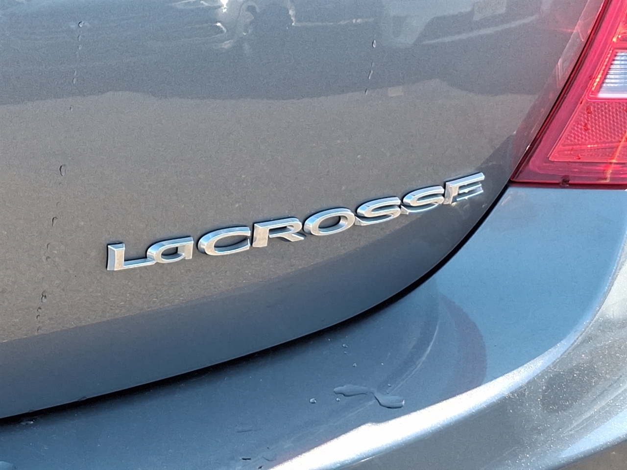 Buick LaCrosse  2019