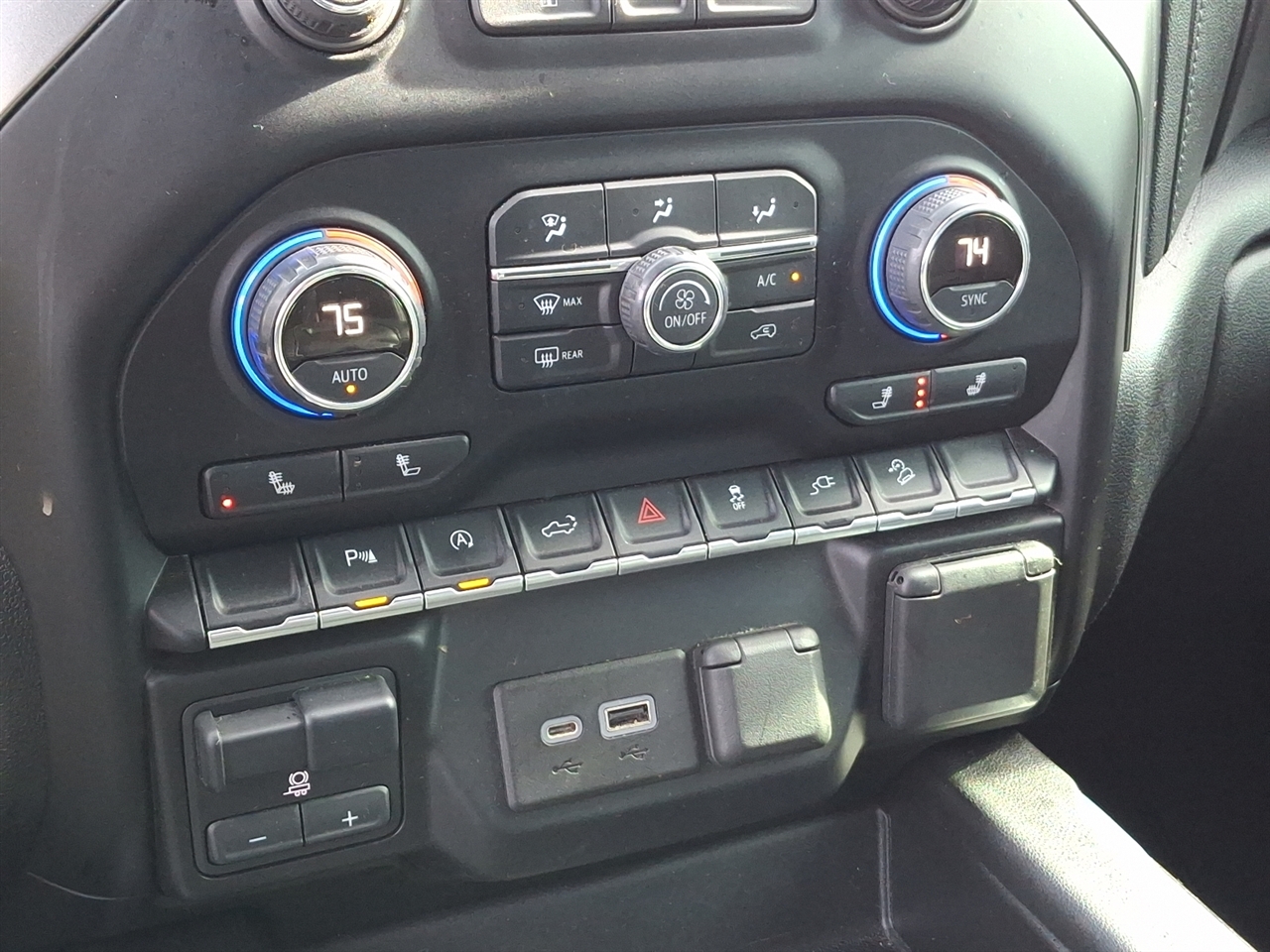 Chevrolet Silverado 1500  2021