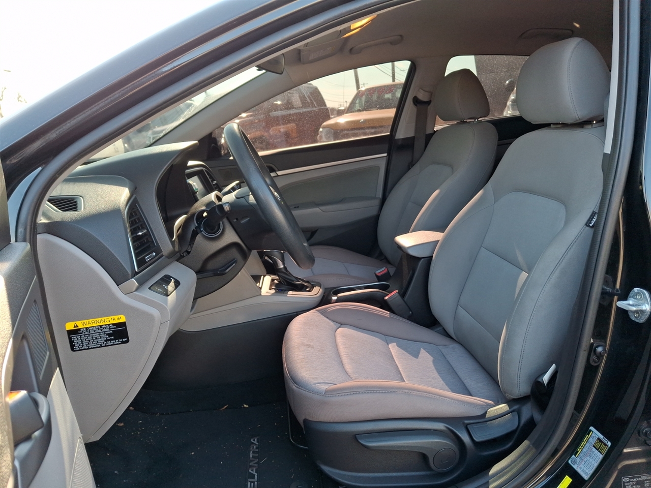 Hyundai Elantra  2018