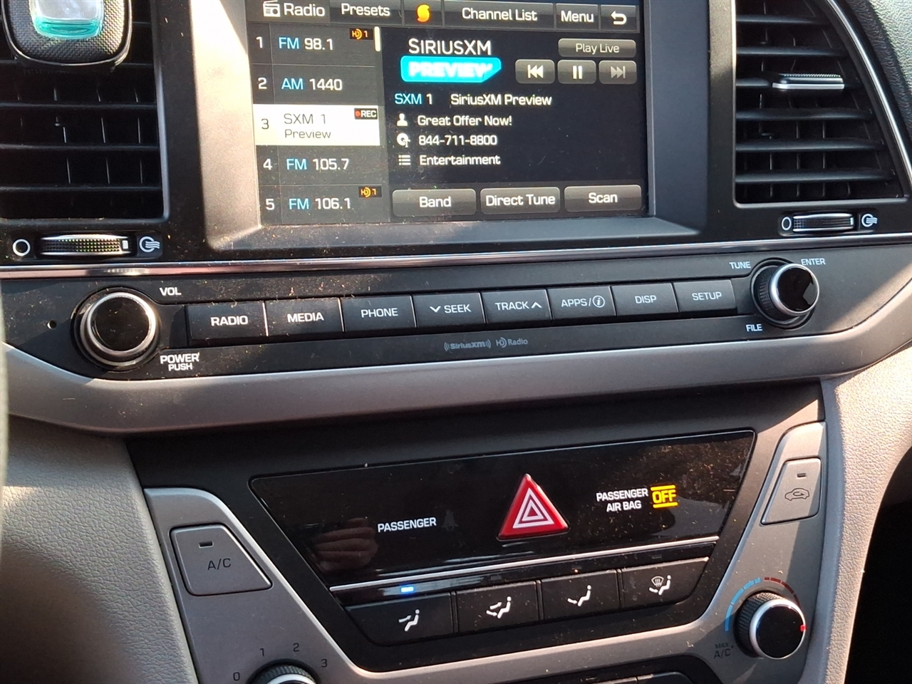 Hyundai Elantra  2018