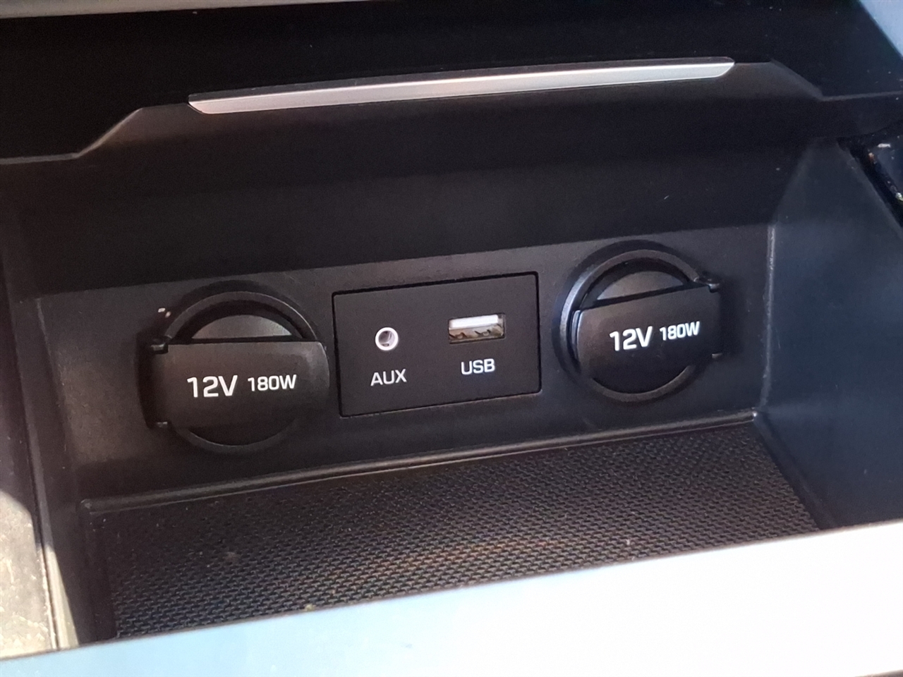 Hyundai Elantra  2018