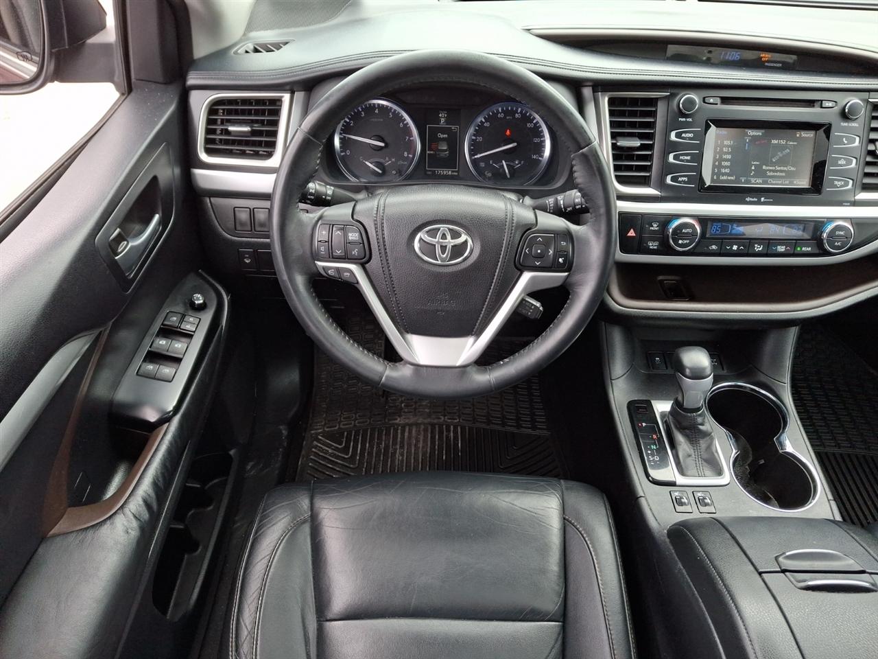 Toyota Highlander  2014