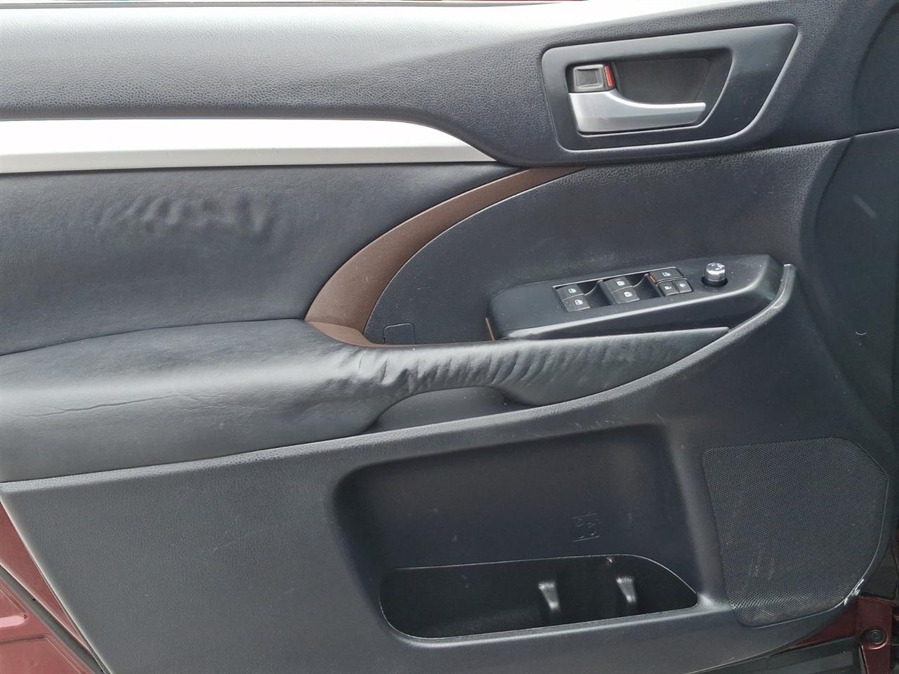 Toyota Highlander  2014